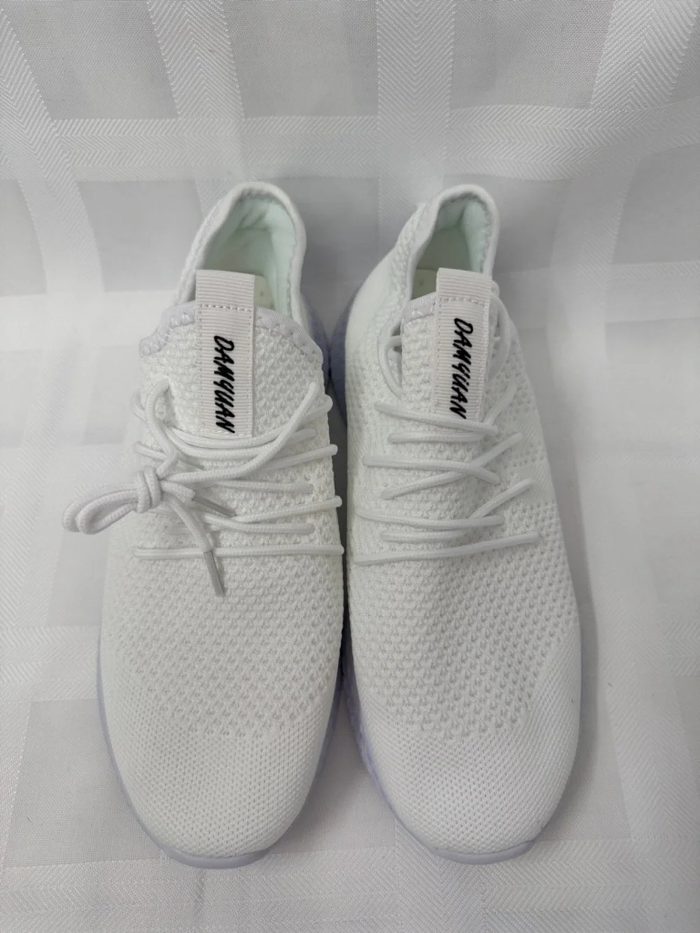 NWOB Men’s White Knit Lace-Up Lightweight Memory Foam Sneakers
